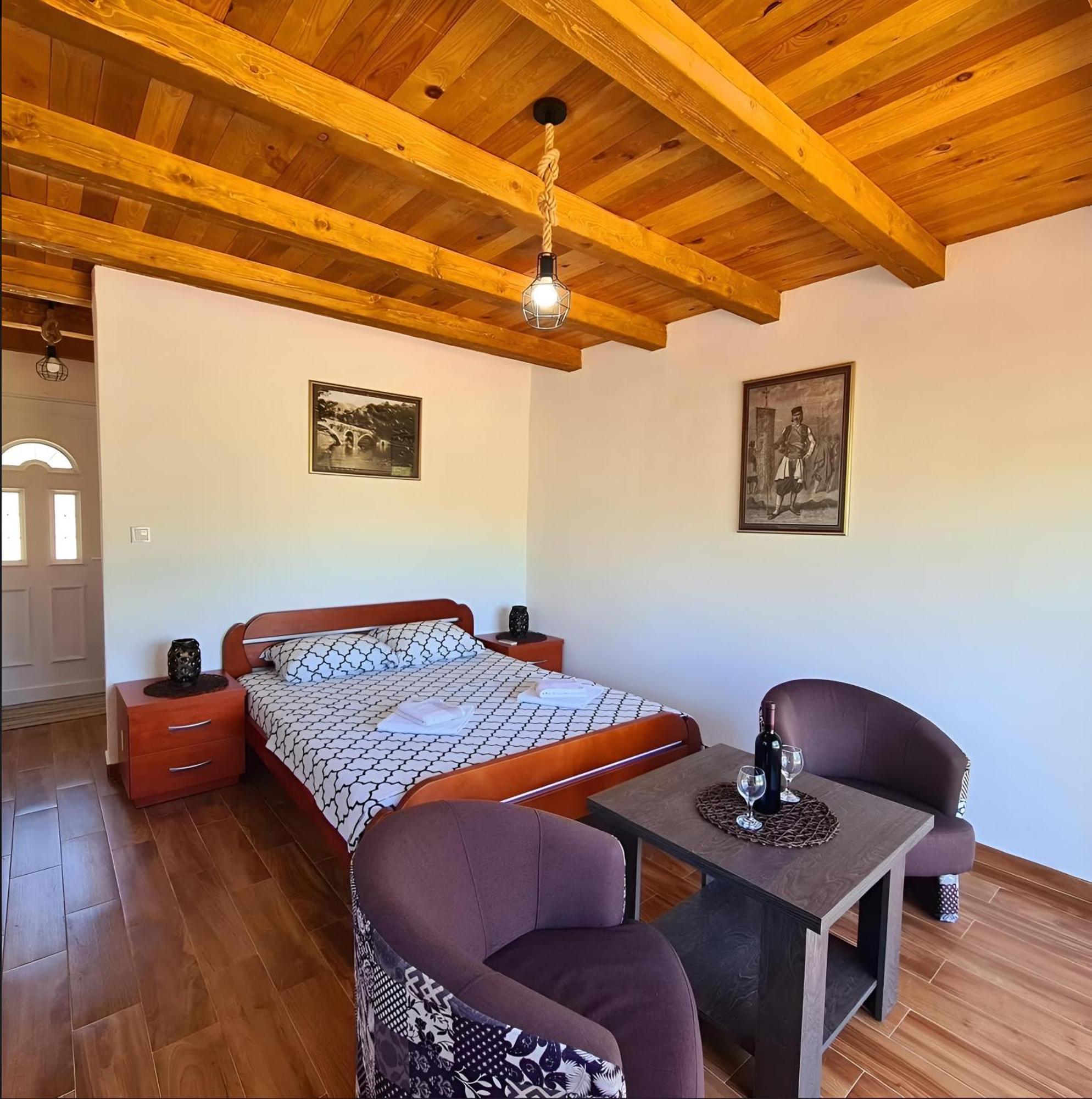 S&m Appartement Rijeka Crnojevića
